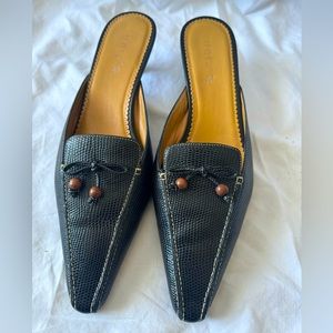 Unisa women’s kitten heel mule